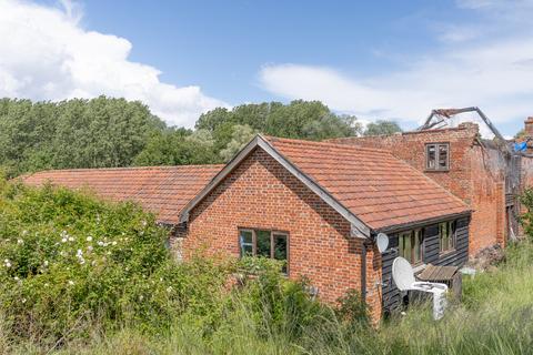 6 bedroom barn conversion for sale, Hollybush Barn, Thwaite Road, Ditchingham, Bungay, Norfolk NR35 2RX