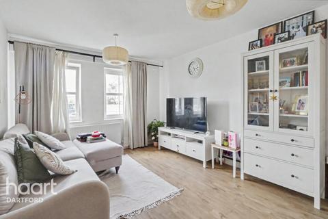 2 bedroom apartment for sale, Rainbow Road, ERITH