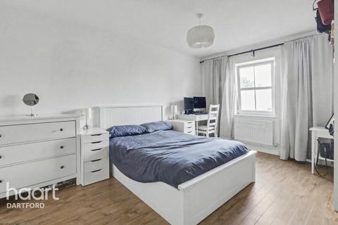 2 bedroom apartment for sale, Rainbow Road, ERITH