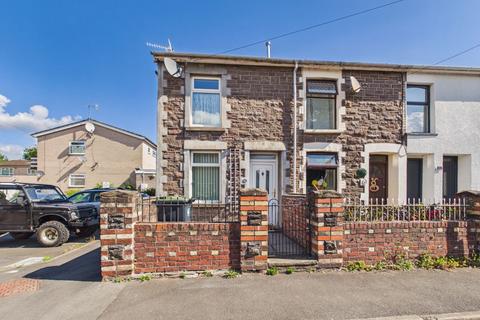 2 bedroom end of terrace house to rent, Caepenydre, Abergavenny, NP7