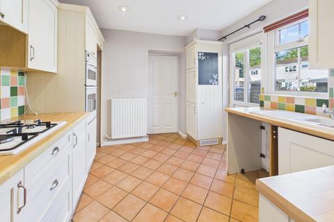 2 bedroom end of terrace house to rent, Caepenydre, Abergavenny, NP7