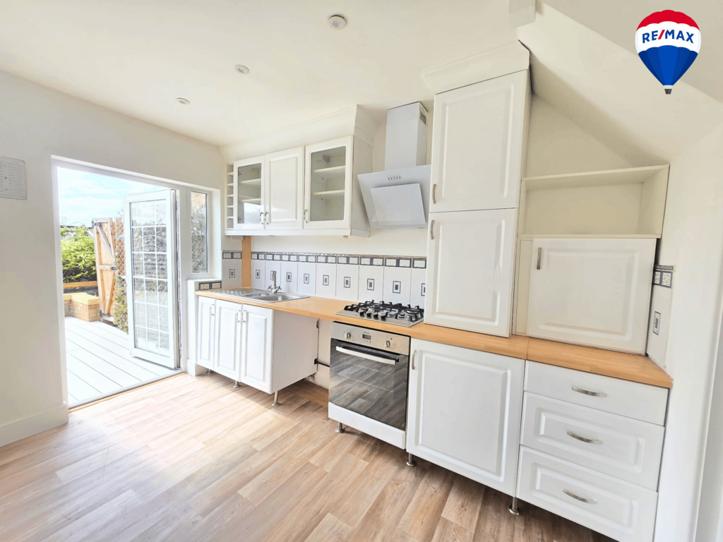 House in London - View 2