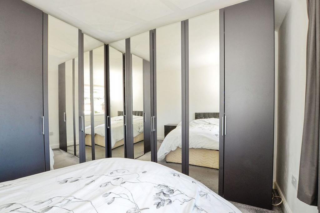 Walk-in wardrobe