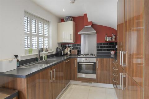 1 bedroom maisonette for sale, Hambrook Road, Snodland ME6