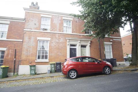 2 bedroom flat to rent, 2-Bed Flat To Let on Frenchwood Street, Preston