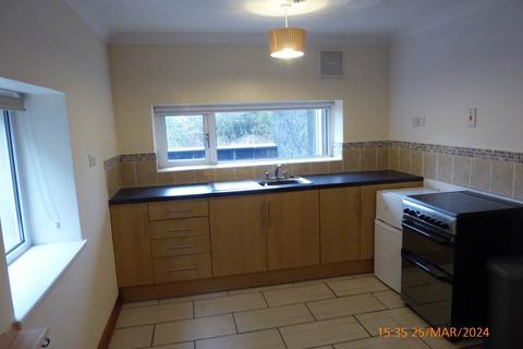 2 bedroom flat to rent, Carmarthen, Carmarthenshire,