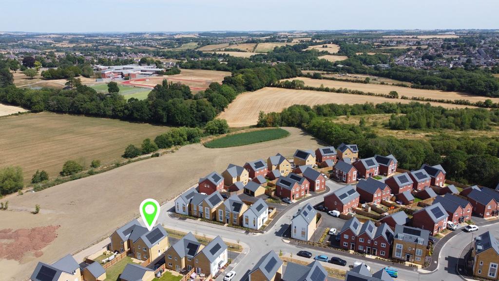 House in Chesterfield - View 2