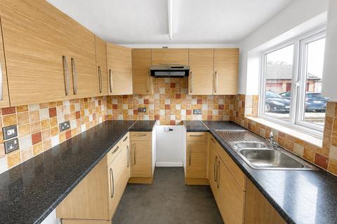 2 bedroom semi-detached house to rent, Leyton Drive, Somerset TA6