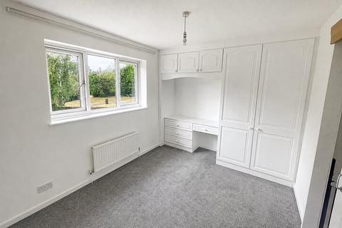 2 bedroom semi-detached house to rent, Leyton Drive, Somerset TA6