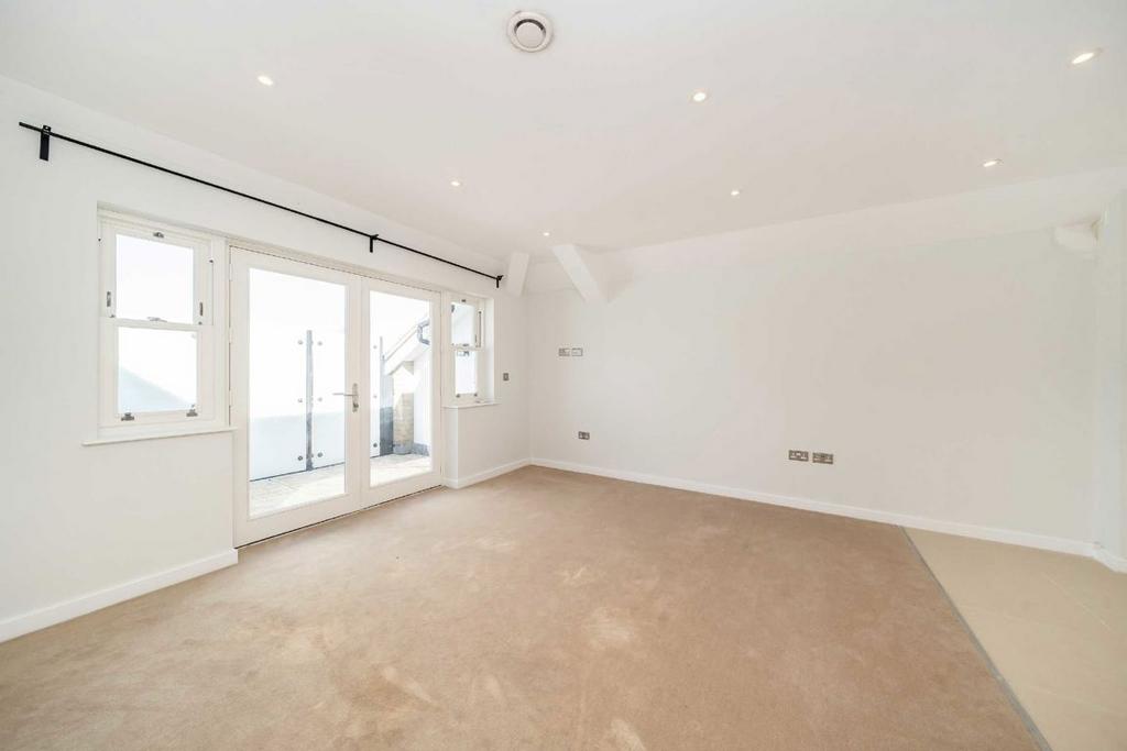 Apartment in London, Grove Park - View 2