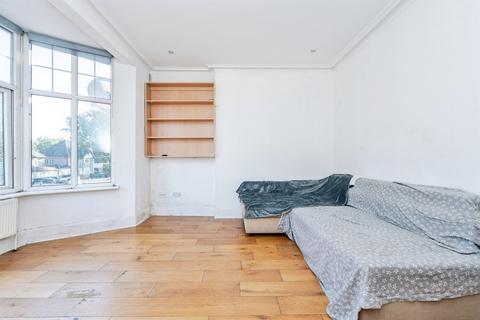 2 bedroom flat for sale, Whitchurch Lane, Edgware