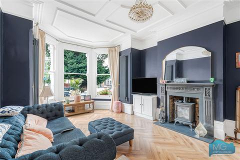 5 bedroom terraced house for sale, Palmerston Road, London, N22