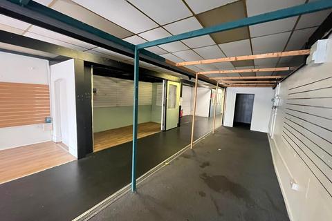 Retail property (high street) to rent, 116 High St Weston Super Mare BS23 1HP