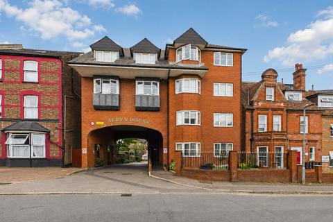 2 bedroom apartment for sale, Alexandra Road, Old Town, HP2