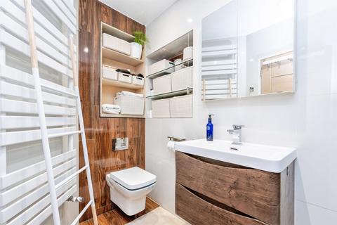 1 bedroom maisonette for sale, Kenilworth Gardens, Watford