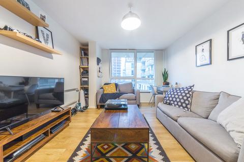 1 bedroom flat to rent, Hanover House, Vauxhall SW8