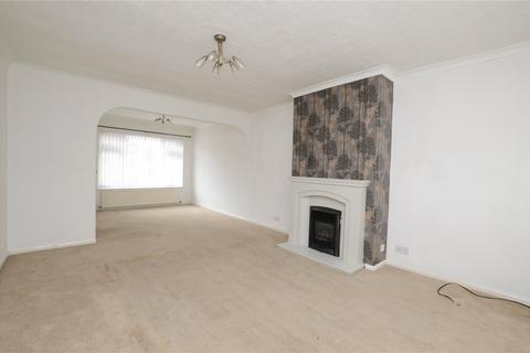 3 bedroom semi-detached house for sale, Parkways Avenue, Oulton, Leeds, West Yorkshire
