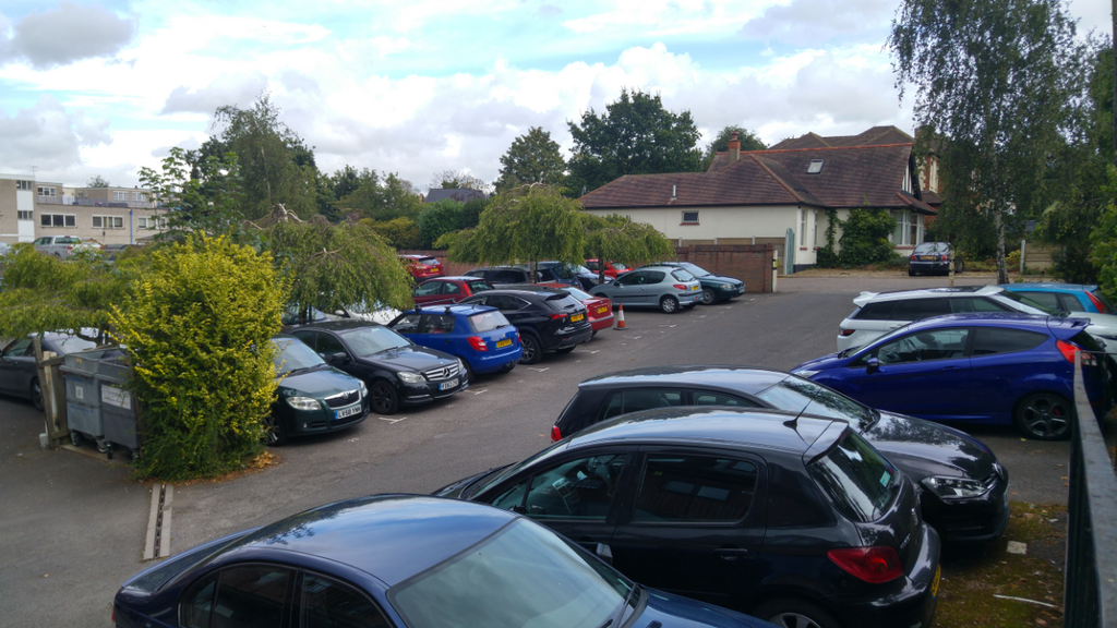 Apartment in Hornchurch - More