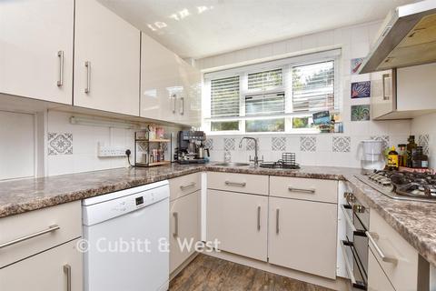 undefined, Oveton Way, Great Bookham KT23