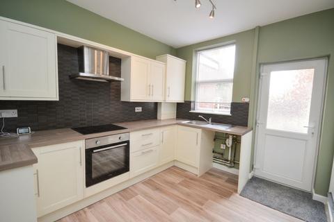 2 bedroom terraced house to rent, Kilnhurst Road, Rawmarsh, S62