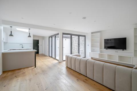 2 bedroom house to rent, Warminster Road Bath BA2
