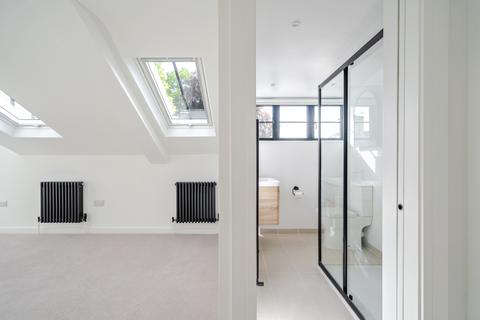 2 bedroom house to rent, Warminster Road Bath BA2