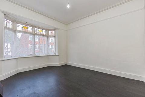 3 bedroom semi-detached house for sale, Trinity Avenue, Sale, Greater Manchester, M33