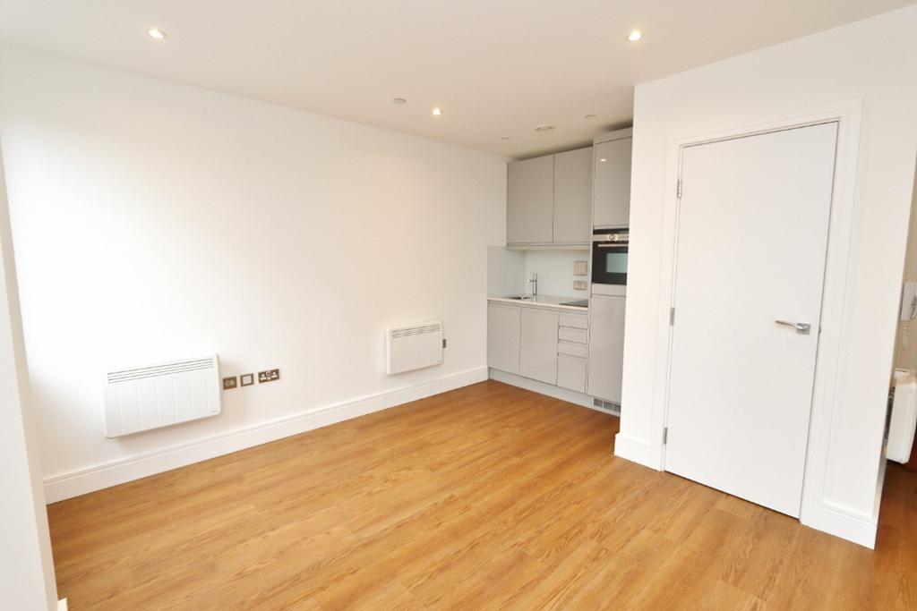 Apartment in Essex - View 4