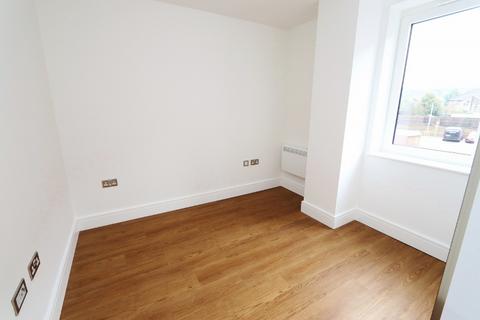 1 bedroom apartment to rent, London Road, Romford, RM7