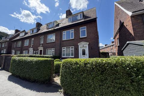 4 bedroom end of terrace house for sale, Dean Street, Bangor, Gwynedd, LL57