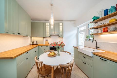 2 bedroom house for sale, Forester Road, London SE15