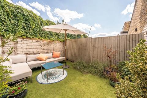 2 bedroom house for sale, Forester Road, London SE15