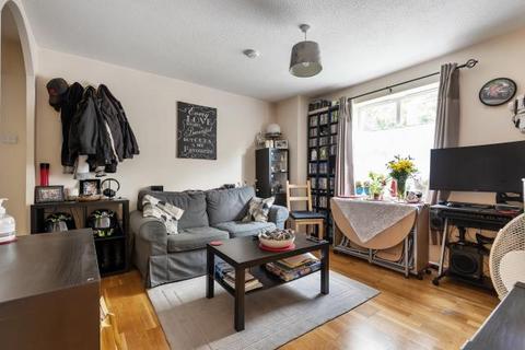 1 bedroom flat to rent, Avocet Way, Bicester, OX26