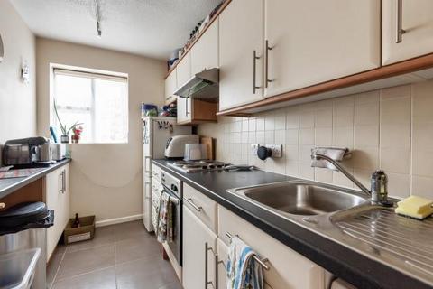1 bedroom flat to rent, Avocet Way, Bicester, OX26