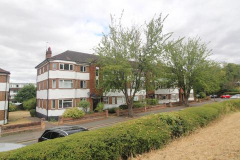 2 bedroom flat to rent, Garrison Court, Hitchin, SG4