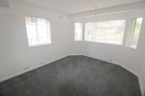 2 bedroom flat to rent, Garrison Court, Hitchin, SG4