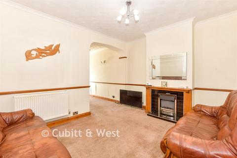 2 bedroom terraced house for sale, Bath Road, Southsea PO4