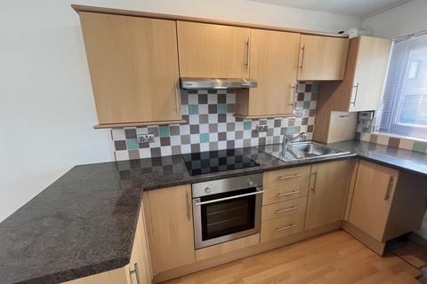 1 bedroom flat to rent, Llwynderw Drive, Swansea