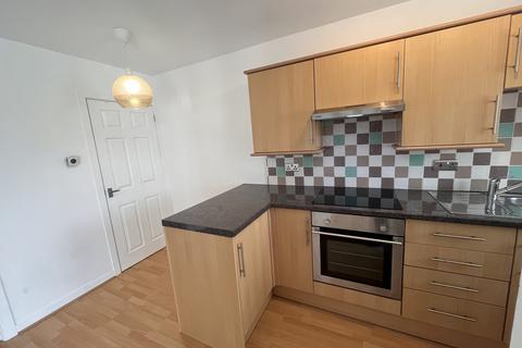 1 bedroom flat to rent, Llwynderw Drive, Swansea