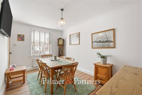 3 bedroom semi-detached house for sale, Station Road, Kirby Cross, Frinton-on-Sea, Essex, CO13