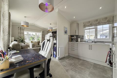 2 bedroom park home for sale, Castle Lake, Saltmarshe Castle, Bromyard HR7