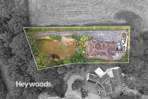3 bedroom detached house for sale, Common Lane, Rough Close, ST3