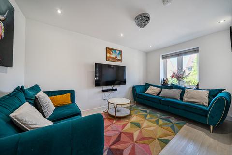 3 bedroom semi-detached house for sale, Castle Hill Drive, Ebbsfleet Valley, Swanscombe