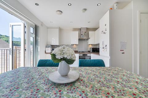 3 bedroom semi-detached house for sale, Castle Hill Drive, Ebbsfleet Valley, Swanscombe