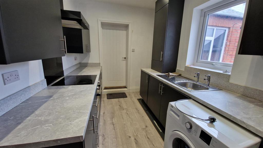 Apartment in Newcastle upon Tyne, Walker - View 4