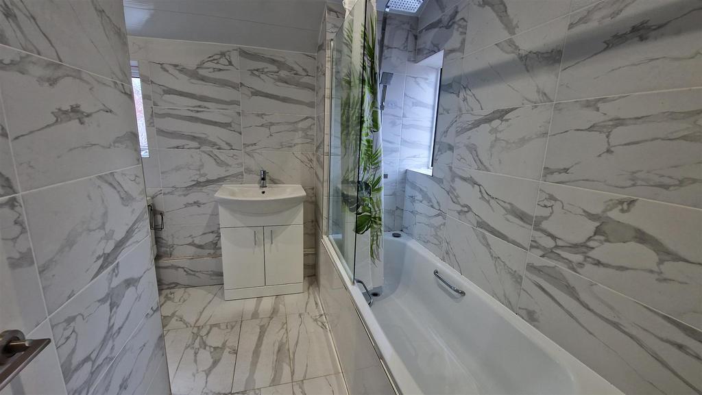 Apartment in Newcastle upon Tyne, Walker - View 5