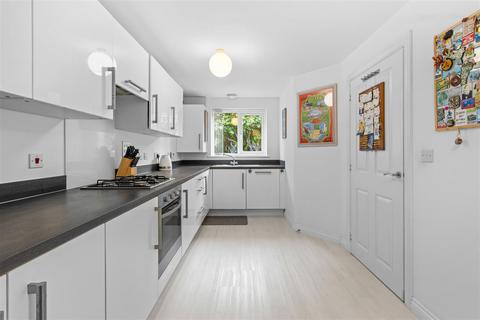 3 bedroom house for sale, Brunel Drive, Hailsham