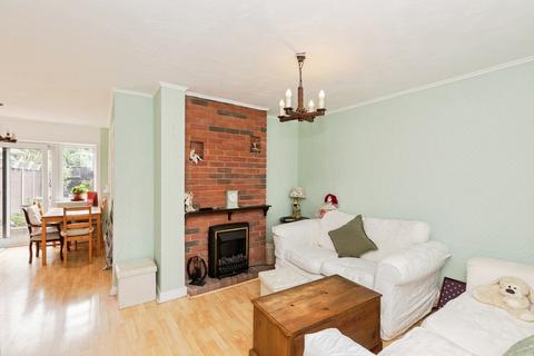 3 bedroom terraced house for sale, Huntsman Road, Ilford, IG6