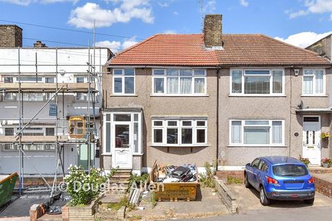 Elm Park Avenue, Hornchurch RM12