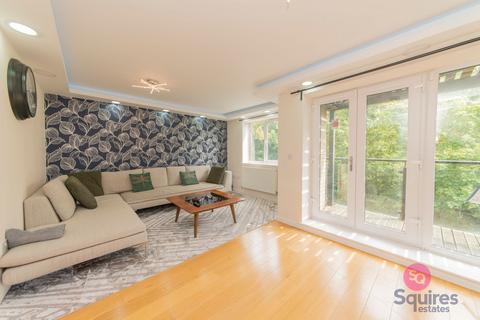 4 bedroom semi-detached house to rent, Thirleby Road, London, NW7